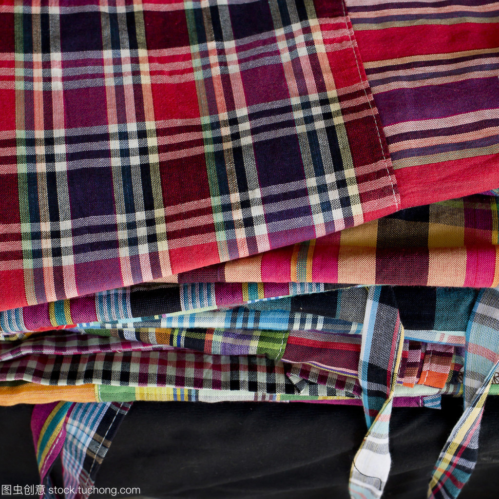 條紋纏腰布面料 針織品及原料的批發指南